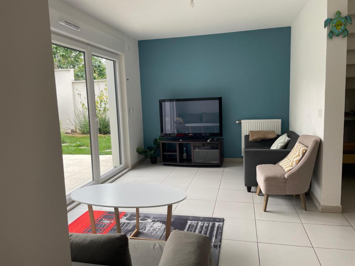 Duplex Neuf 90 M2 - 3 Chambres, Avec Jardin A Sartrouville Exterior photo