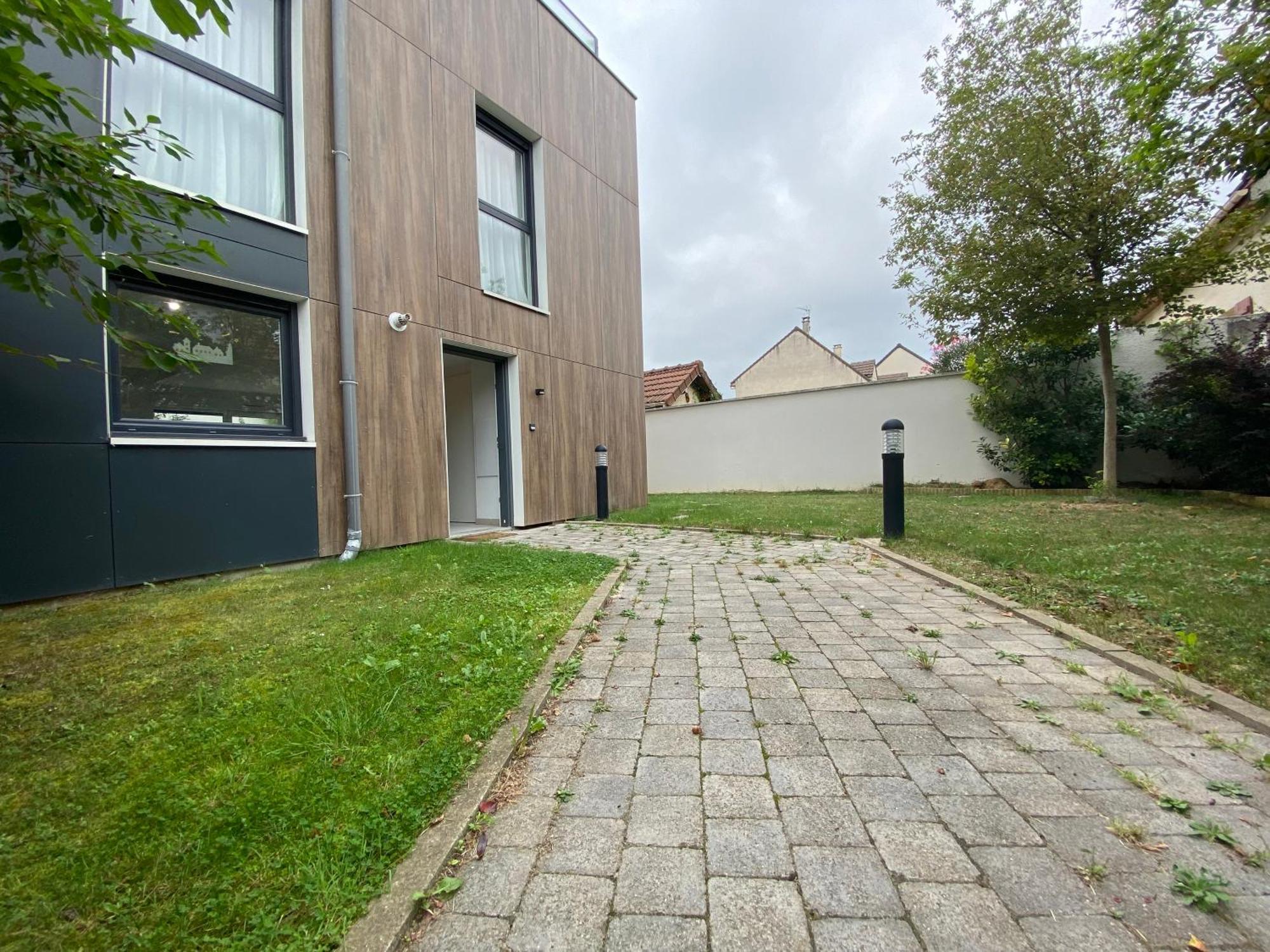 Duplex Neuf 90 M2 - 3 Chambres, Avec Jardin A Sartrouville Exterior photo